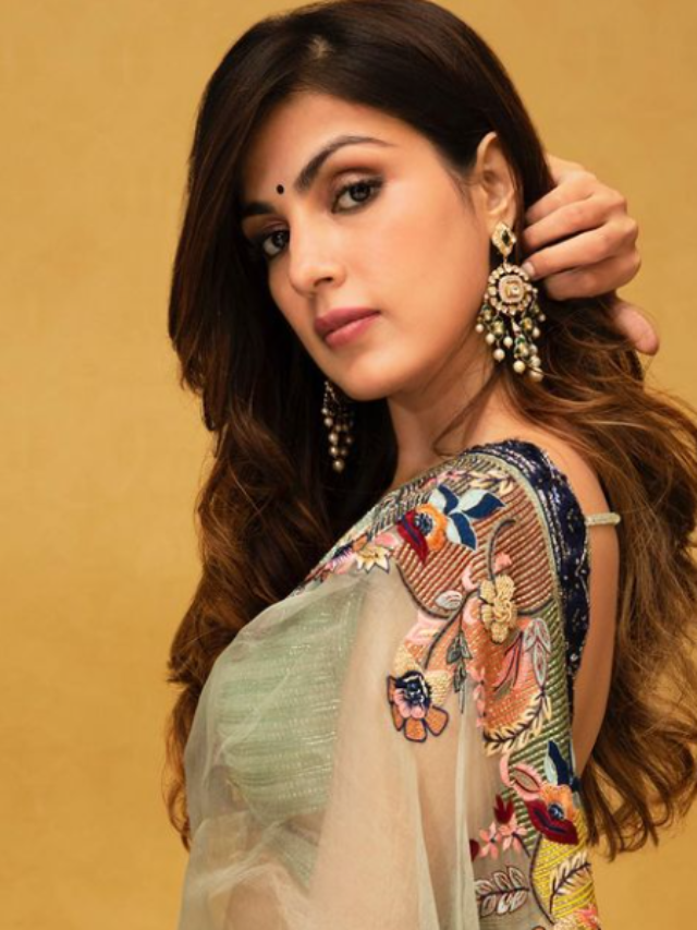 Rhea Chakraborty in ethnic sari outfit